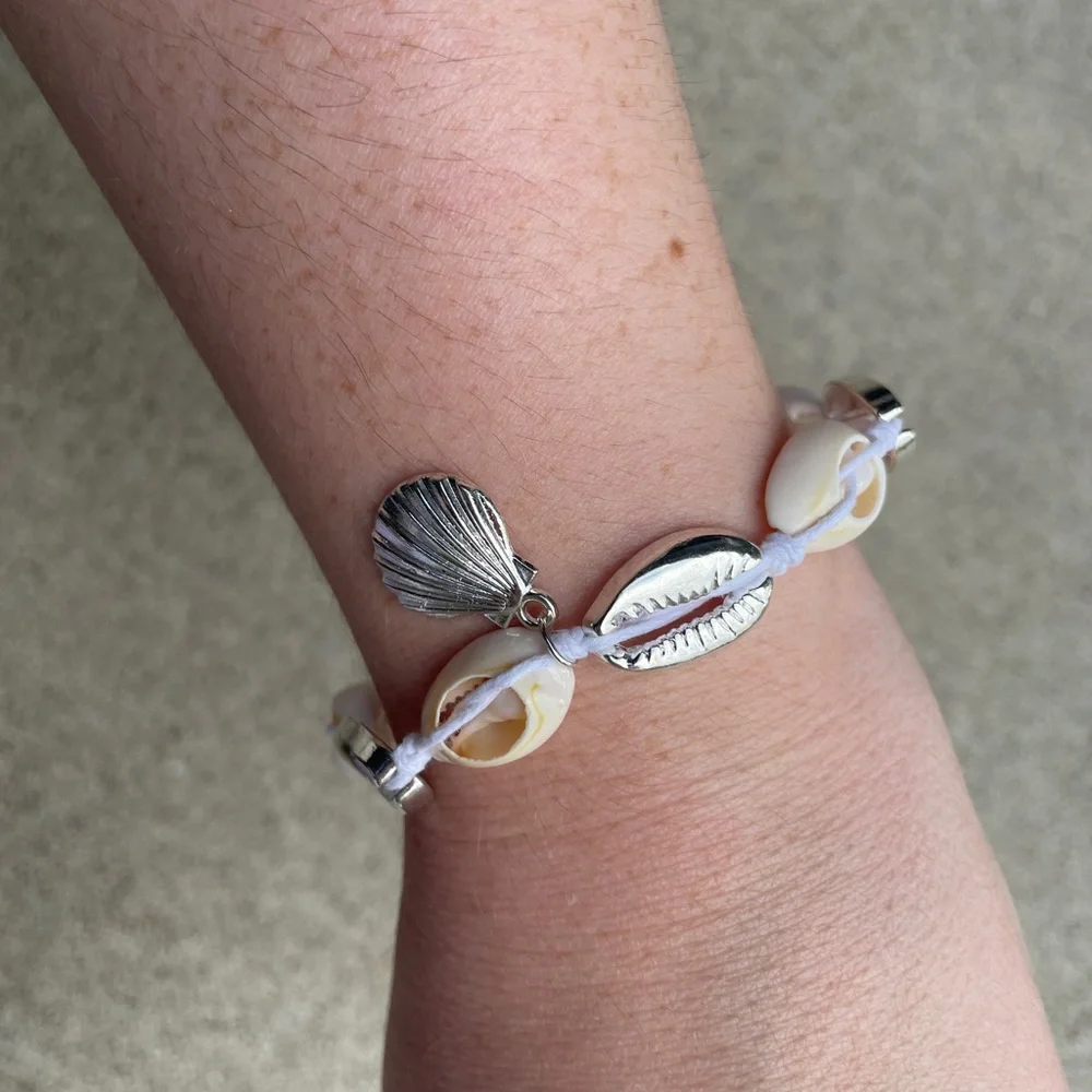 Silver and White Cowrie Shell Natural Bracelet beach vacation tropical new